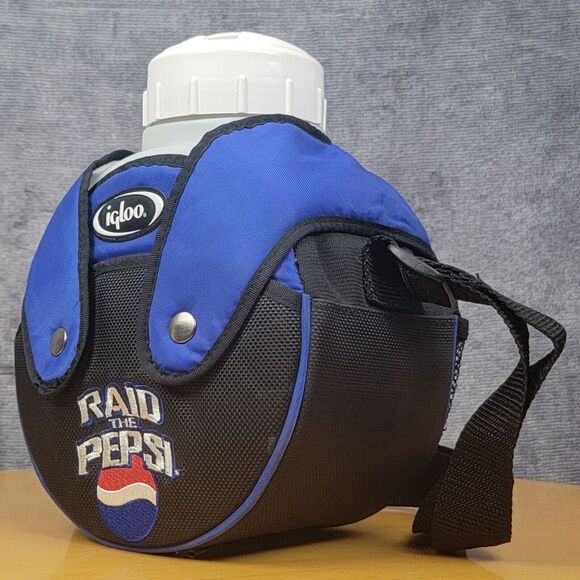 Vintage 90s Igloo 48oz Water Canteen with Raid the Pepsi Cover & Carry Strap - Picture 8 of 15